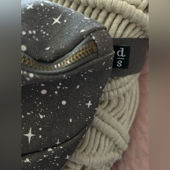 Danica Studio belt bag / cross body - Picture 4 of 13